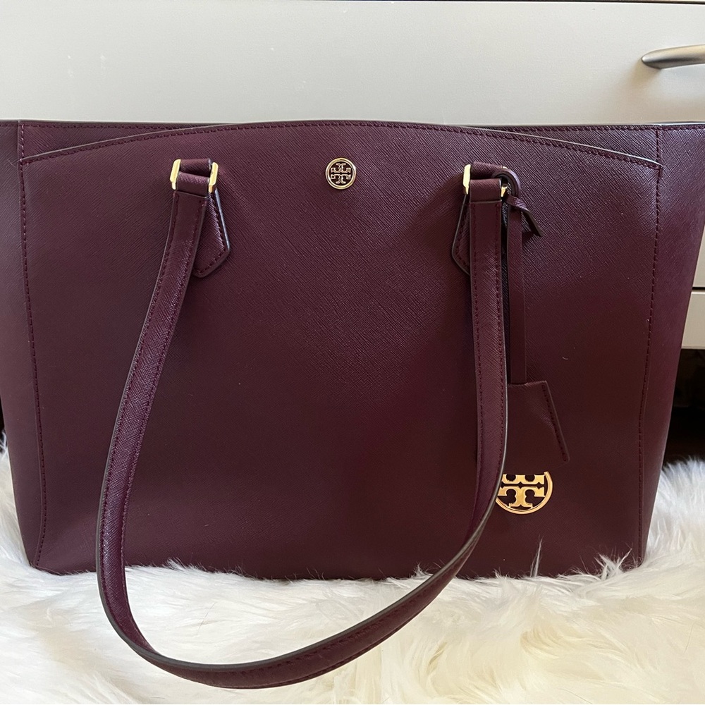 Tory Burch Robinson Tote – Port Burgundy